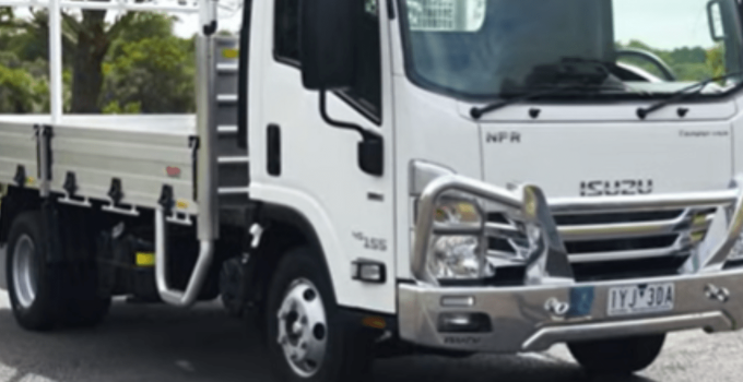 2024 Isuzu NPR 45-155 Tradepack